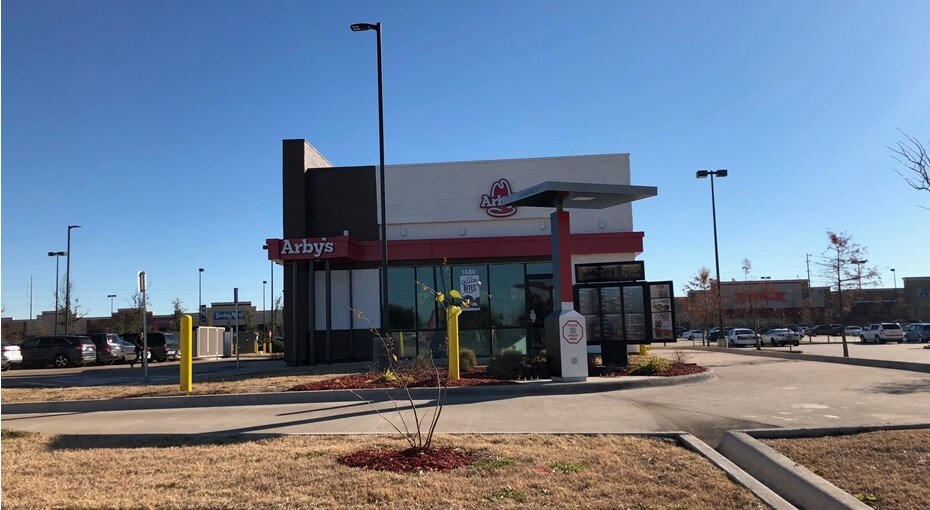 1680 N US-77 Hwy, Waxahachie, TX for sale - Primary Photo - Image 1 of 1