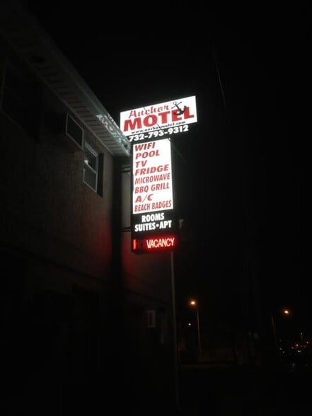 145 Sheridan Ave, Seaside Heights, NJ for sale - Building Photo - Image 3 of 8