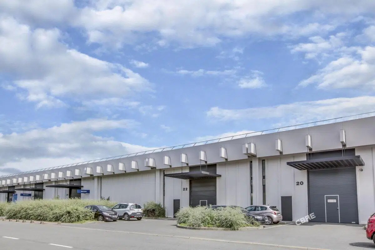 Flex in Rungis for lease Building Photo- Image 1 of 9