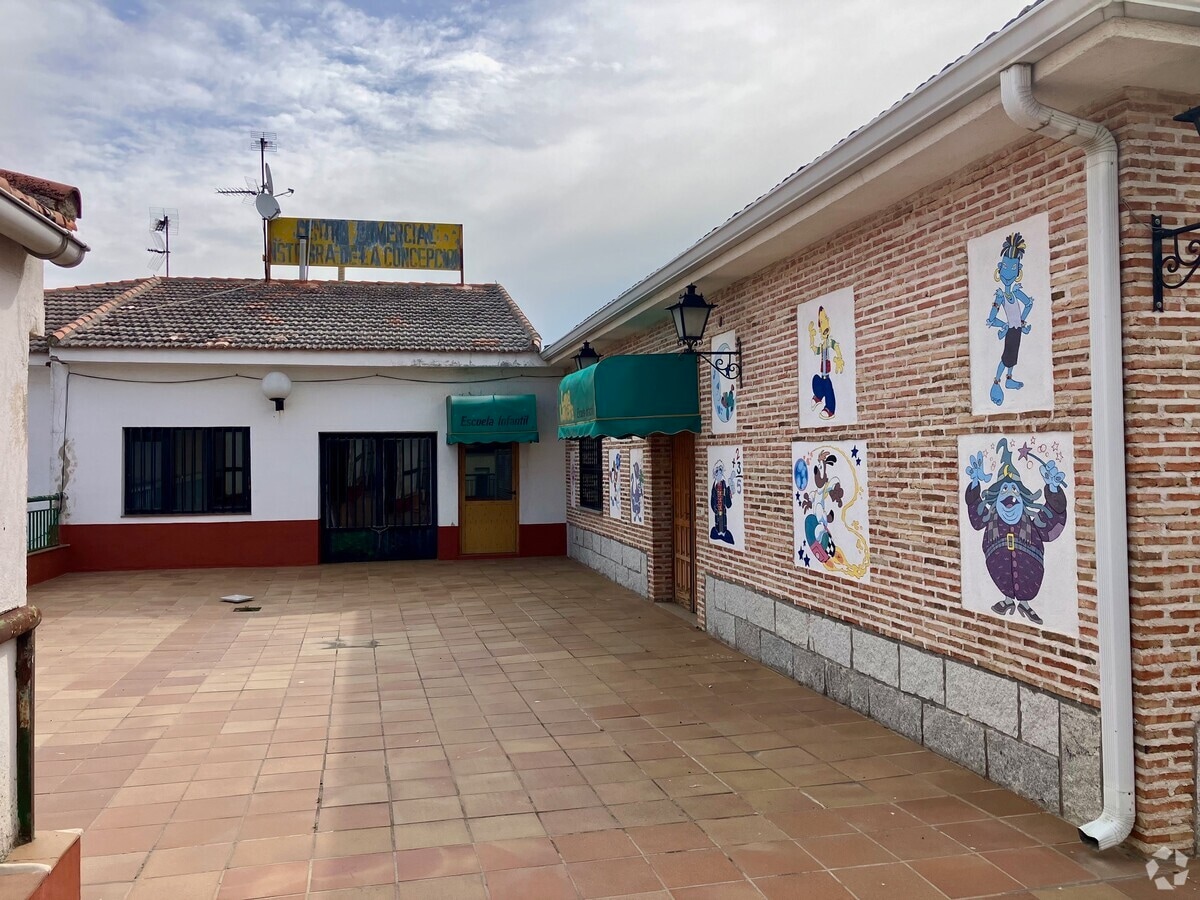 Calle Calderón de la Barca, 9, Navalcarnero, MAD 28600 - Unit Puerta 01, Esc. 1 -  - Interior Photo - Image 1 of 8