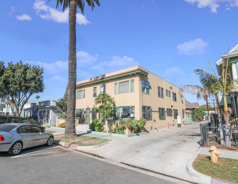 433-439 W 9th St, Long Beach, CA for sale - Primary Photo - Image 1 of 6