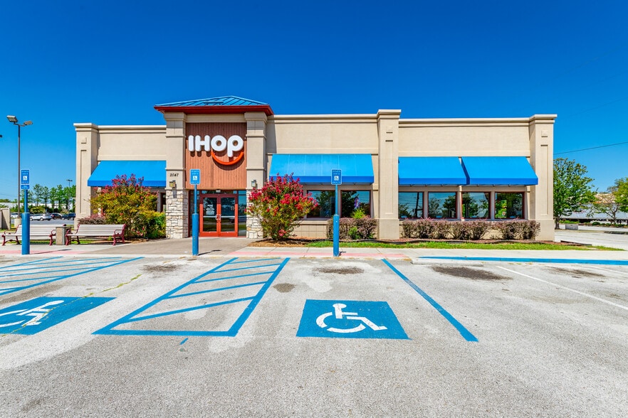 2047 Battlefield Pky, Fort Oglethorpe, GA for sale - Building Photo - Image 1 of 6