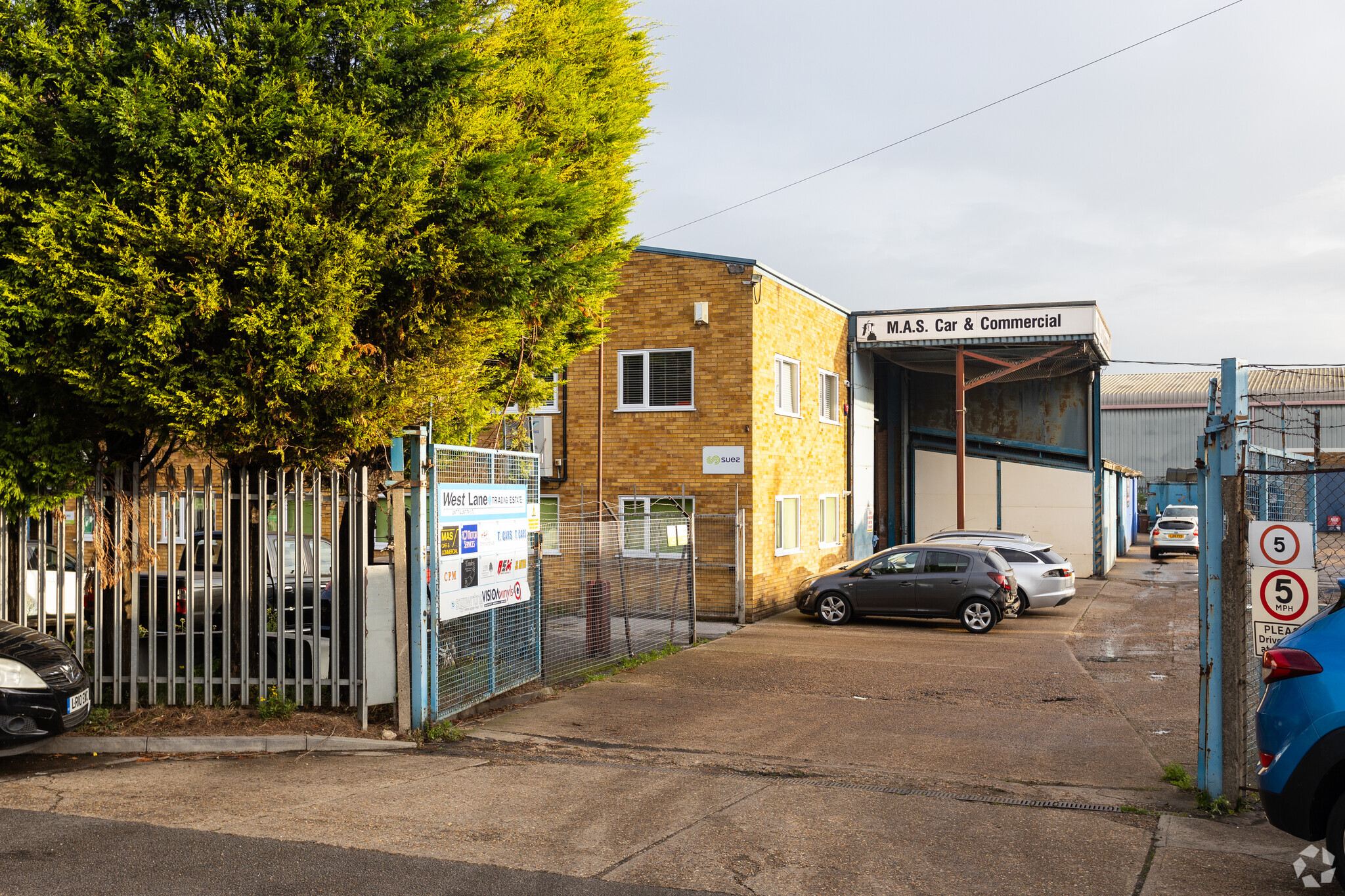 West Ln, Sittingbourne for lease Primary Photo- Image 1 of 6