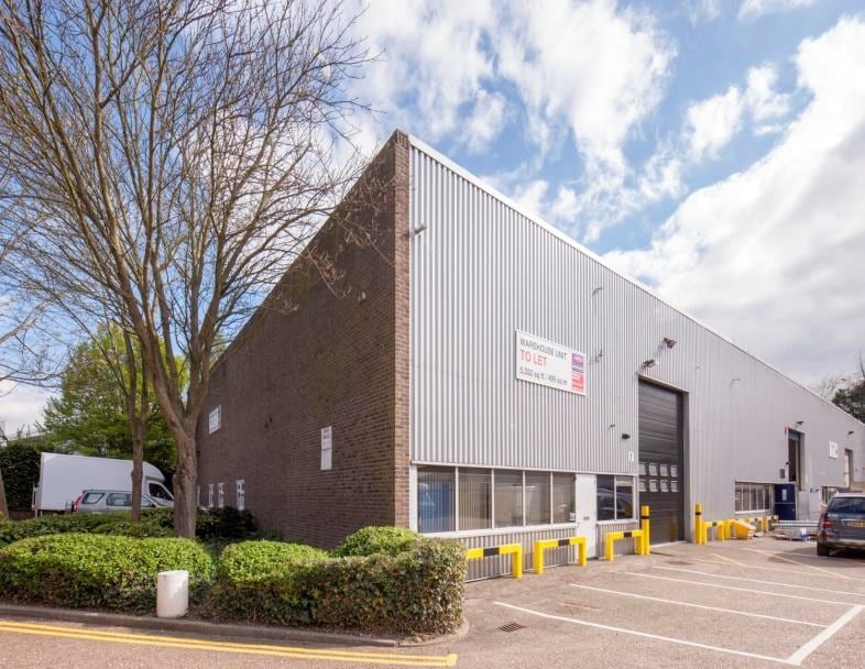 96-104 Church St, Staines for sale Building Photo- Image 1 of 1