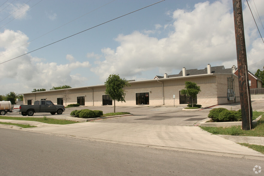 10740 Hillpoint, San Antonio, TX for lease - Other - Image 3 of 3