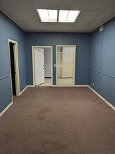 401 N Main St, Gravois Mills, MO for lease Interior Photo- Image 2 of 7