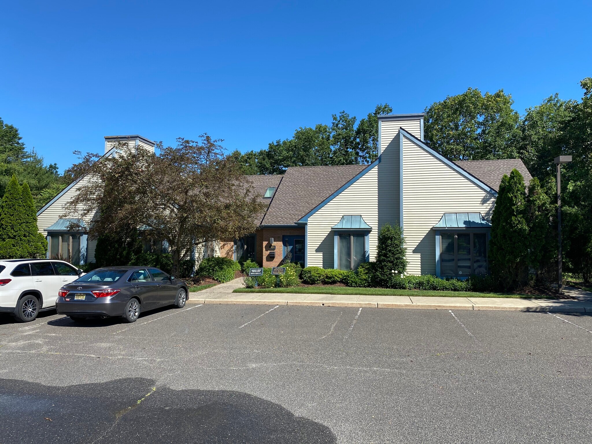 100 Berlin Rd, Gibbsboro, NJ 08026