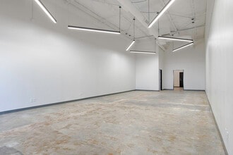 1002 N Central Expy, Richardson, TX for lease Interior Photo- Image 2 of 5
