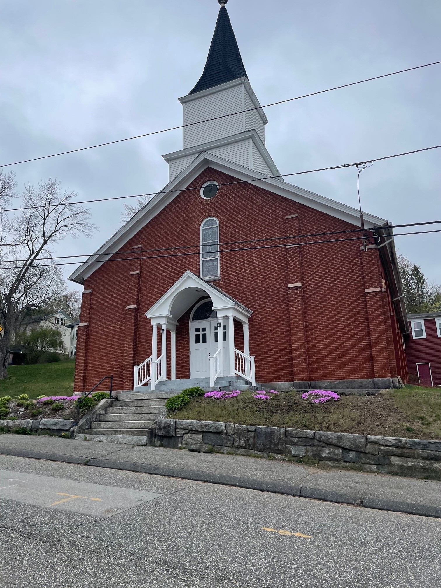 74 North St, West Warren, MA for sale Primary Photo- Image 1 of 5