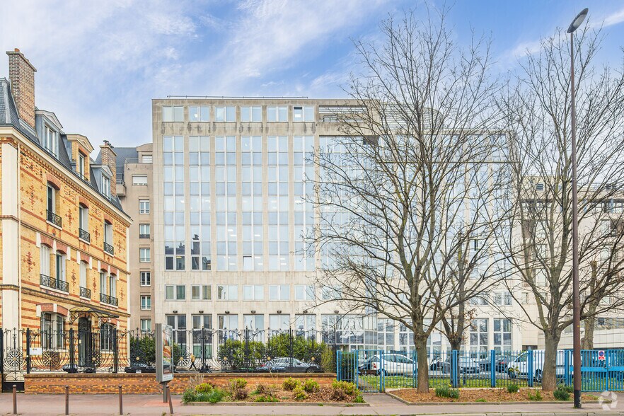 2 Rue Du Nouveau Bercy, Charenton-le-Pont for lease - Primary Photo - Image 1 of 2
