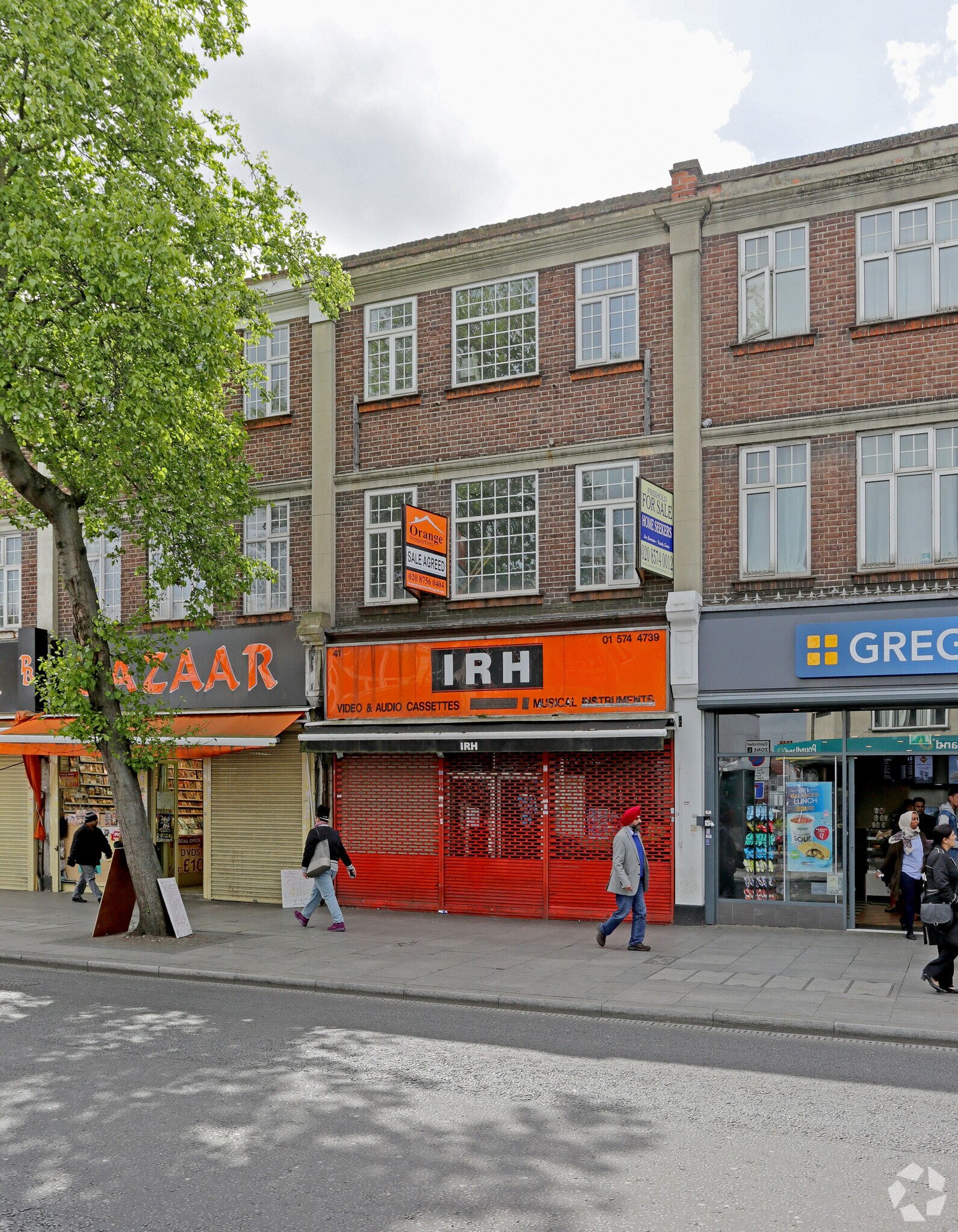 41 The Broadway, Southall for sale Primary Photo- Image 1 of 1