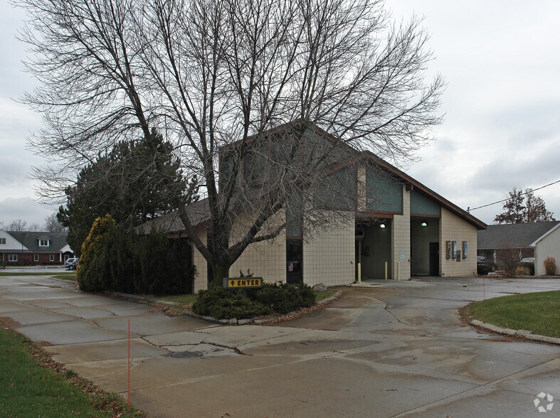 612 N Leavitt Rd, Amherst, OH for sale - Primary Photo - Image 1 of 1