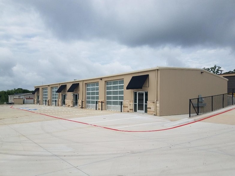 811 Stonecrest Rd, Argyle, TX for lease - Building Photo - Image 3 of 17