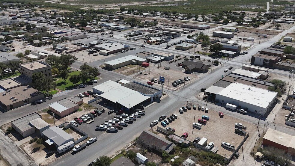 300 N Main Ave, Big Lake, TX for sale - Commercial Listing Video - Image 2 of 19