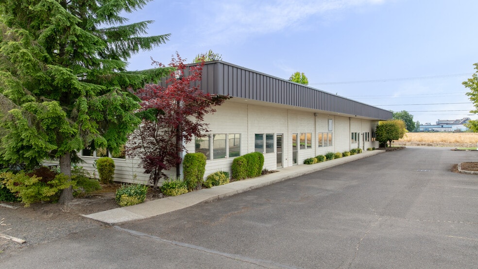 3200 NE Rivergate St, Mcminnville, OR for sale - Building Photo - Image 2 of 37