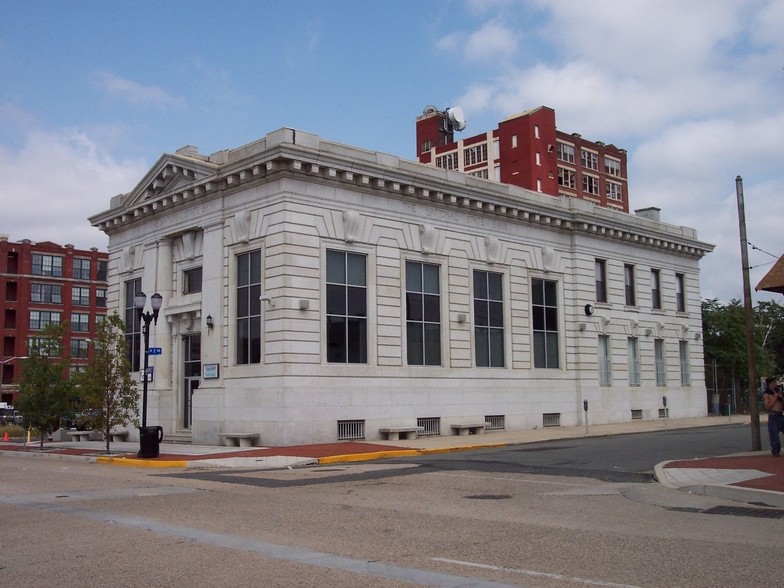 121 Market St, Camden, NJ for lease - Primary Photo - Image 1 of 2