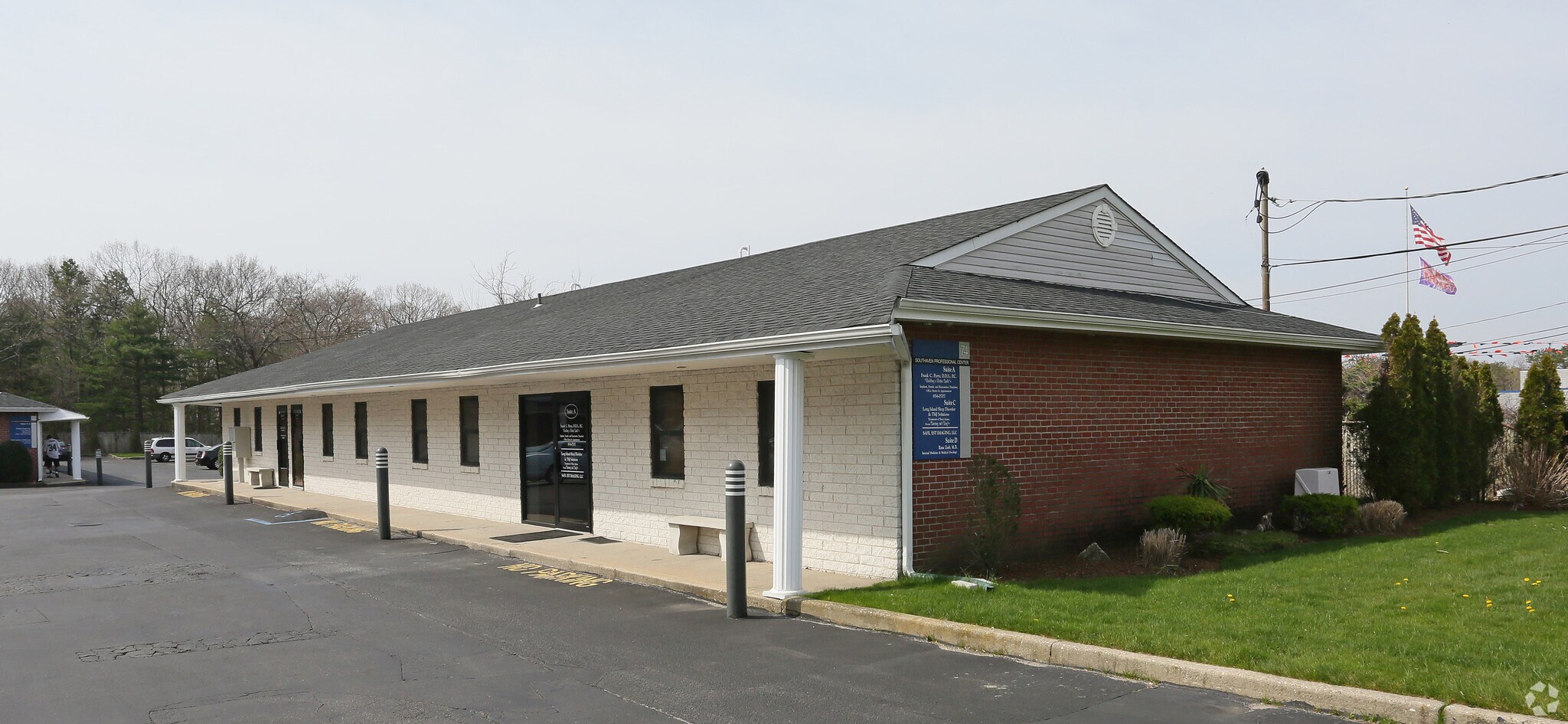 74 Southaven Ave, Medford, NY for sale Primary Photo- Image 1 of 1