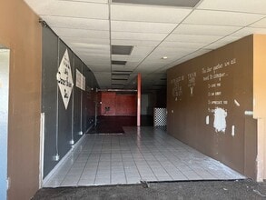 20324-20360 W Valley Blvd, Tehachapi, CA for lease Interior Photo- Image 2 of 2