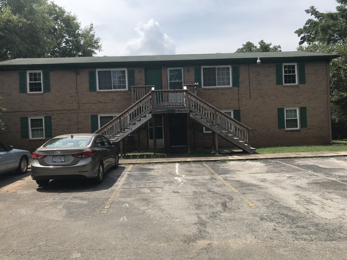 707 Windham St NE, Huntsville, AL 35801