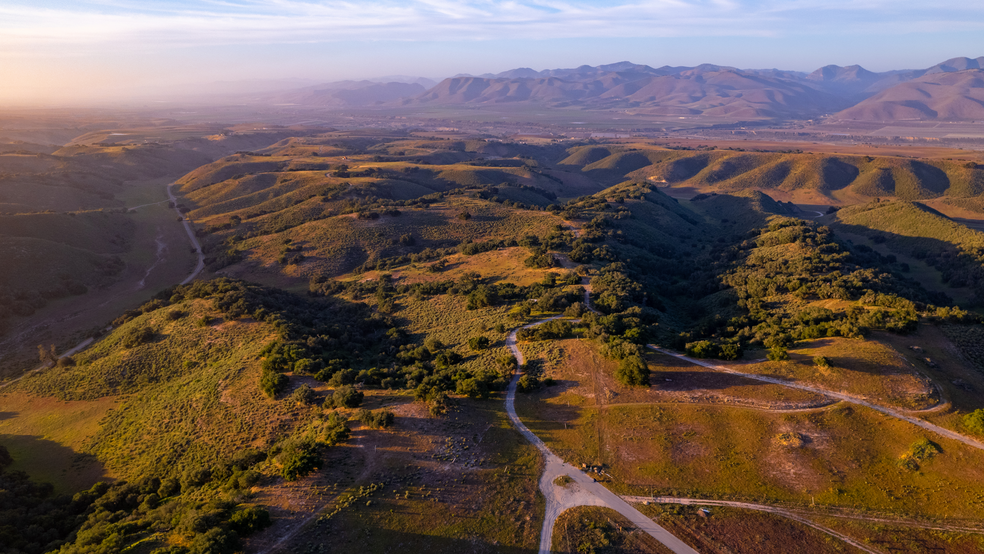 27 Long Canyon, Santa Maria, CA for sale - Building Photo - Image 2 of 38