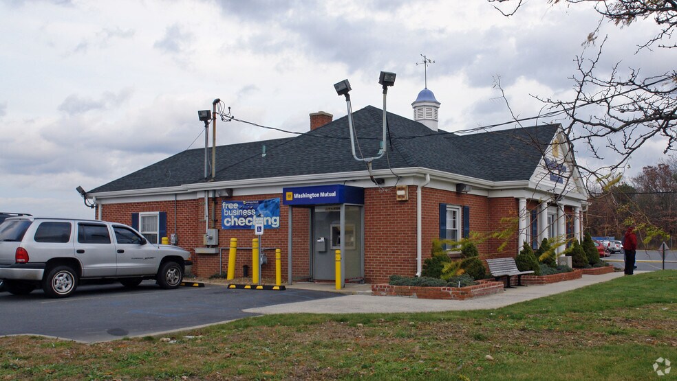 3755 Veterans Memorial Hwy, Ronkonkoma, NY for sale - Primary Photo - Image 1 of 1