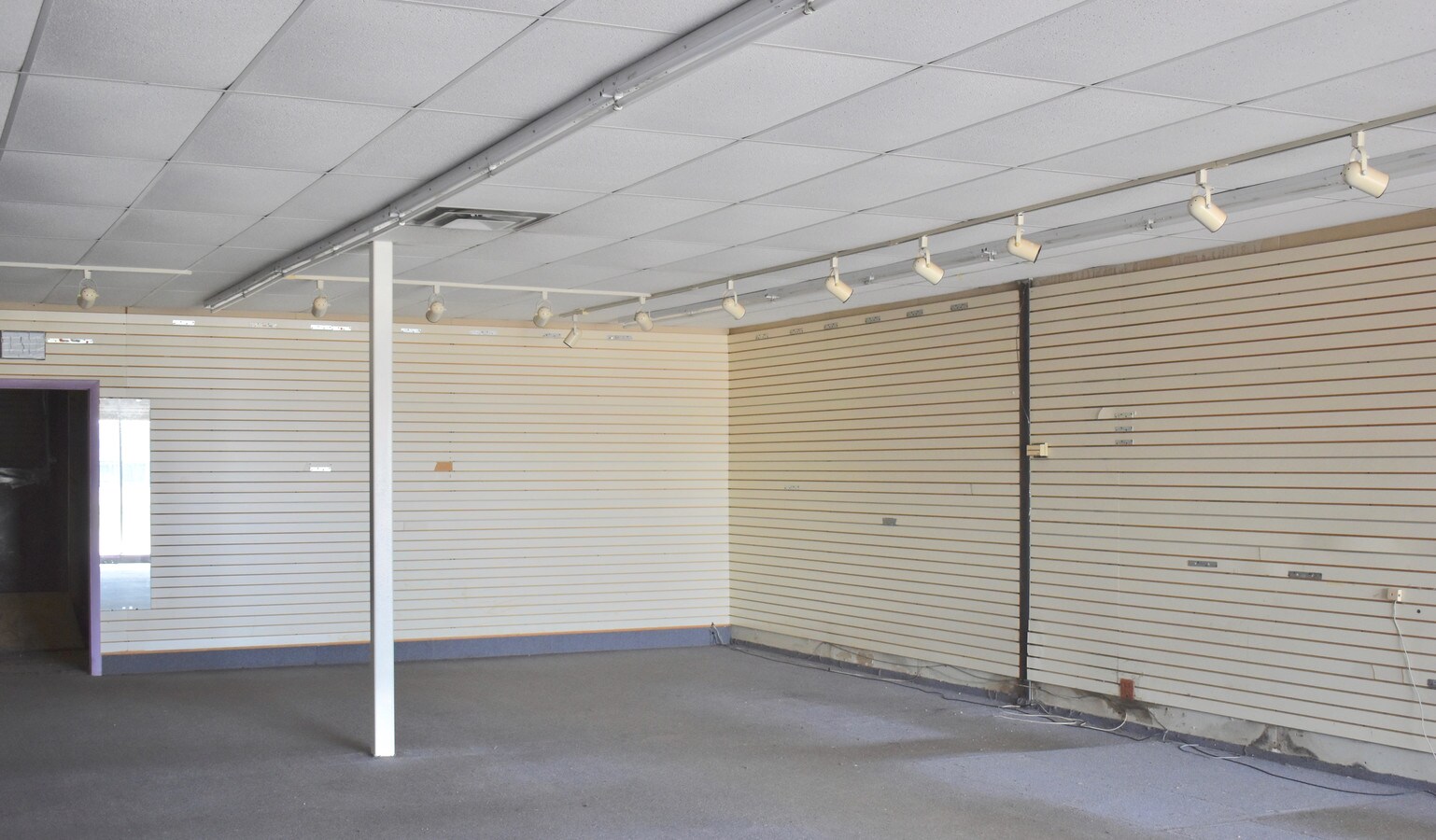 5010 Clio Rd, Flint, MI 48504