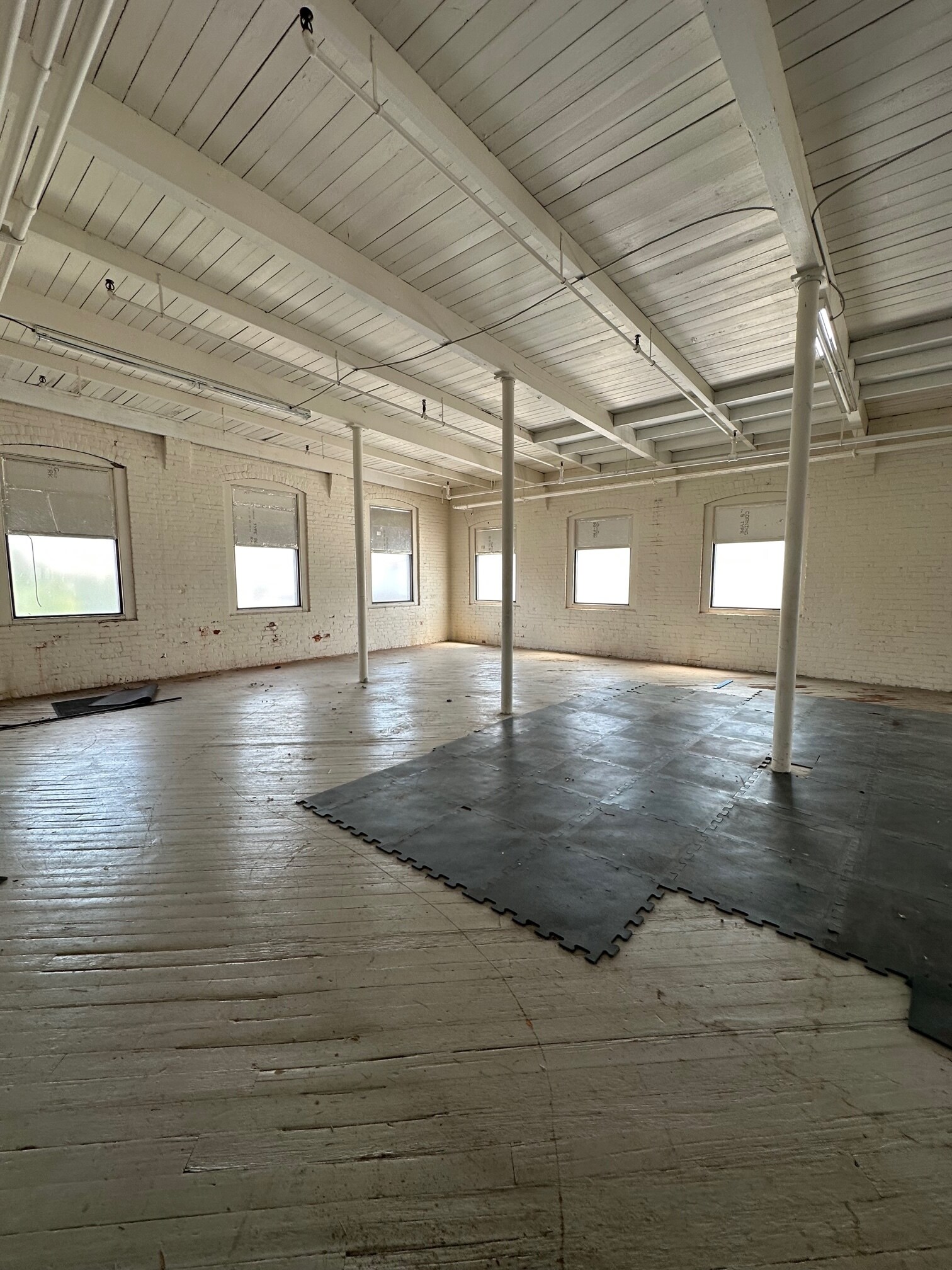 34 Walnut St, New Britain, CT 06051 Apartment Conversion