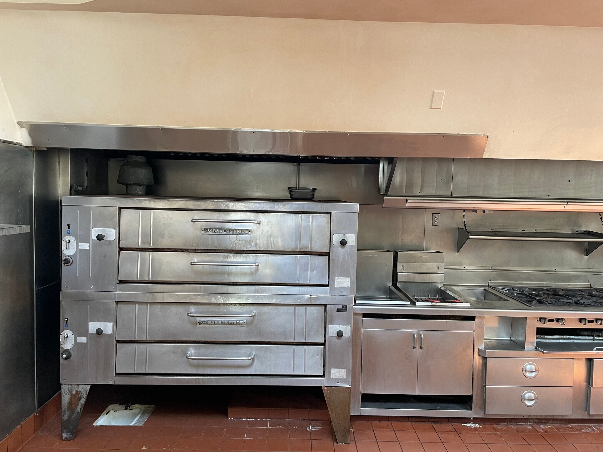 11901 Olympic Blvd, Los Angeles, CA 90064 Westside Plaza