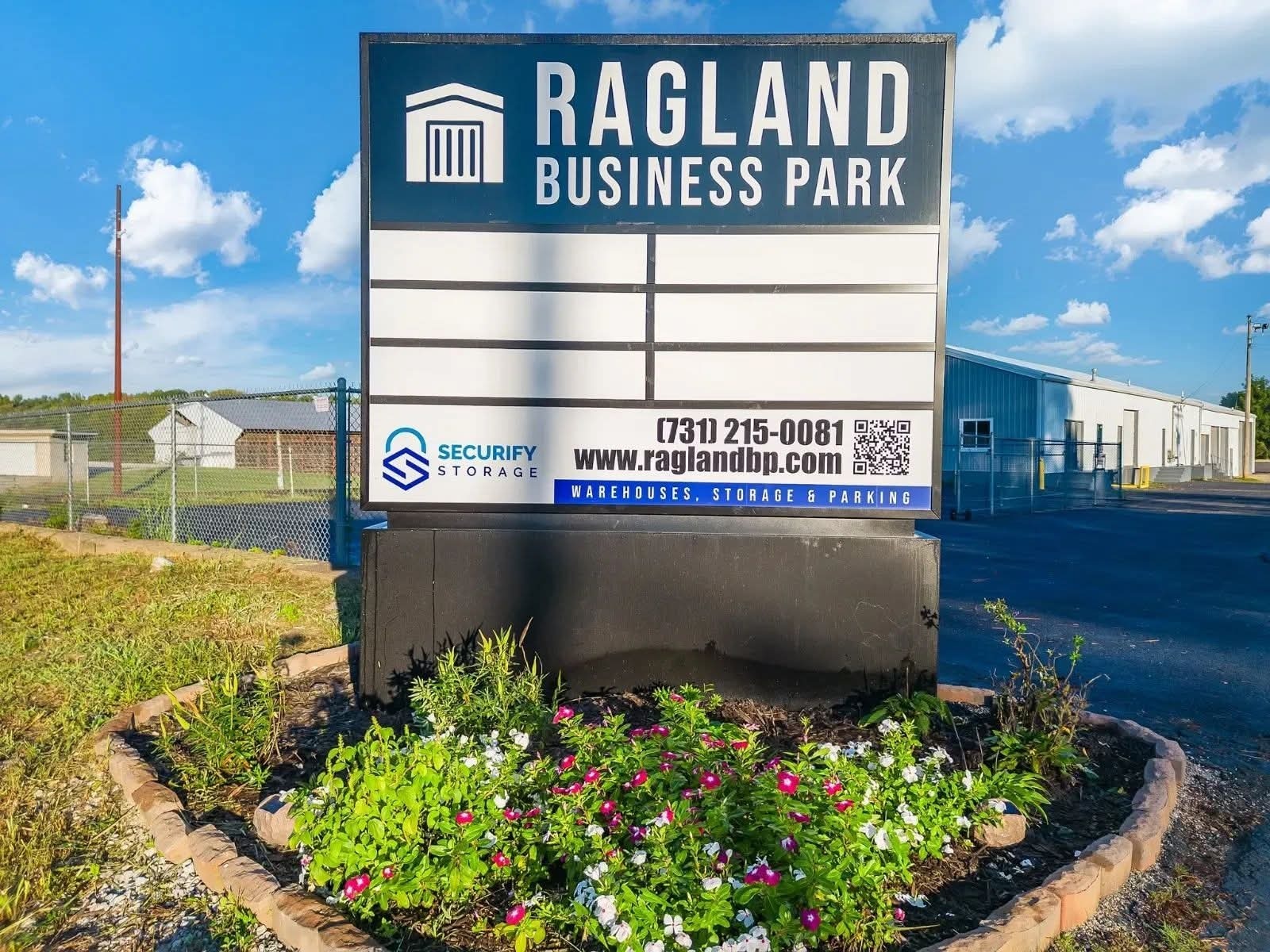 123-139 Ragland Rd, Jackson, TN for lease Building Photo- Image 1 of 12