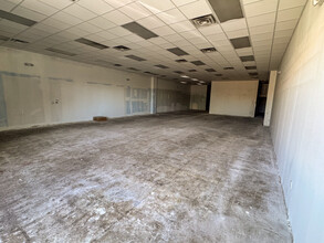 4190 N Mesa St, El Paso, TX for lease Building Photo- Image 2 of 4