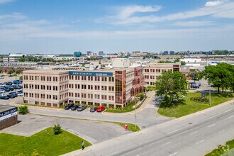 7405 Rte Transcanadienne, Montréal, QC - Aerial map view