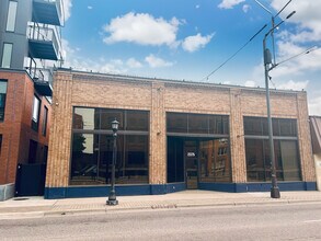 2375 W University Ave, Saint Paul, MN for lease Building Photo- Image 1 of 10