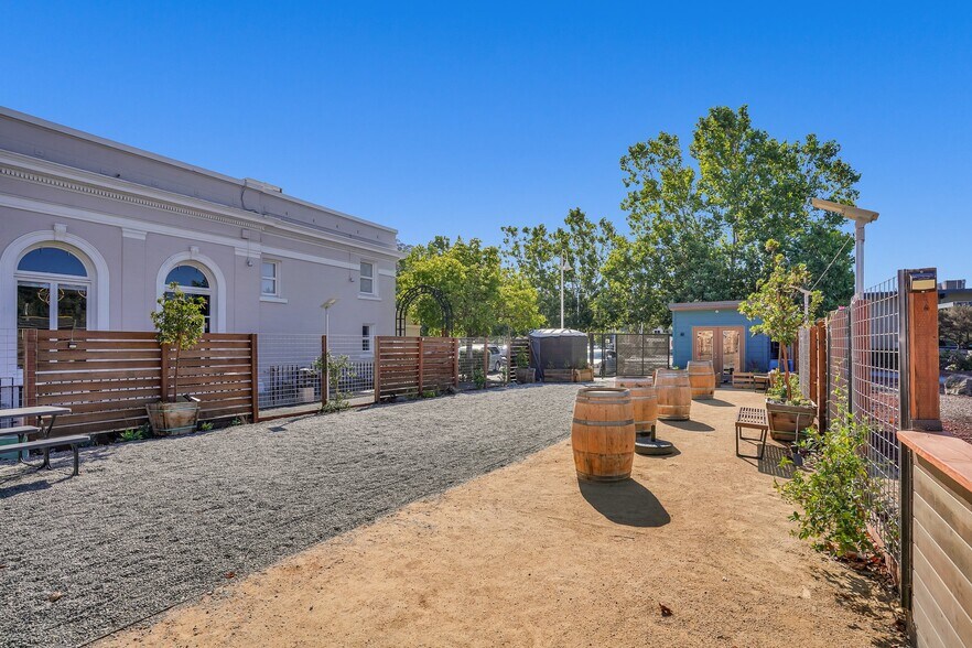 2337 San Pablo Ave, Pinole, CA for sale - Building Photo - Image 1 of 1