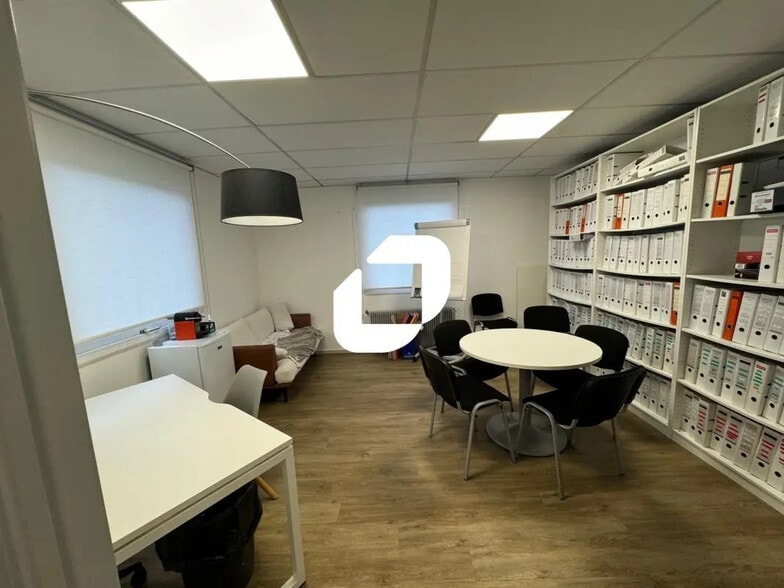 13 Rue Du Commerce, Geispolsheim for lease - Building Photo - Image 2 of 4