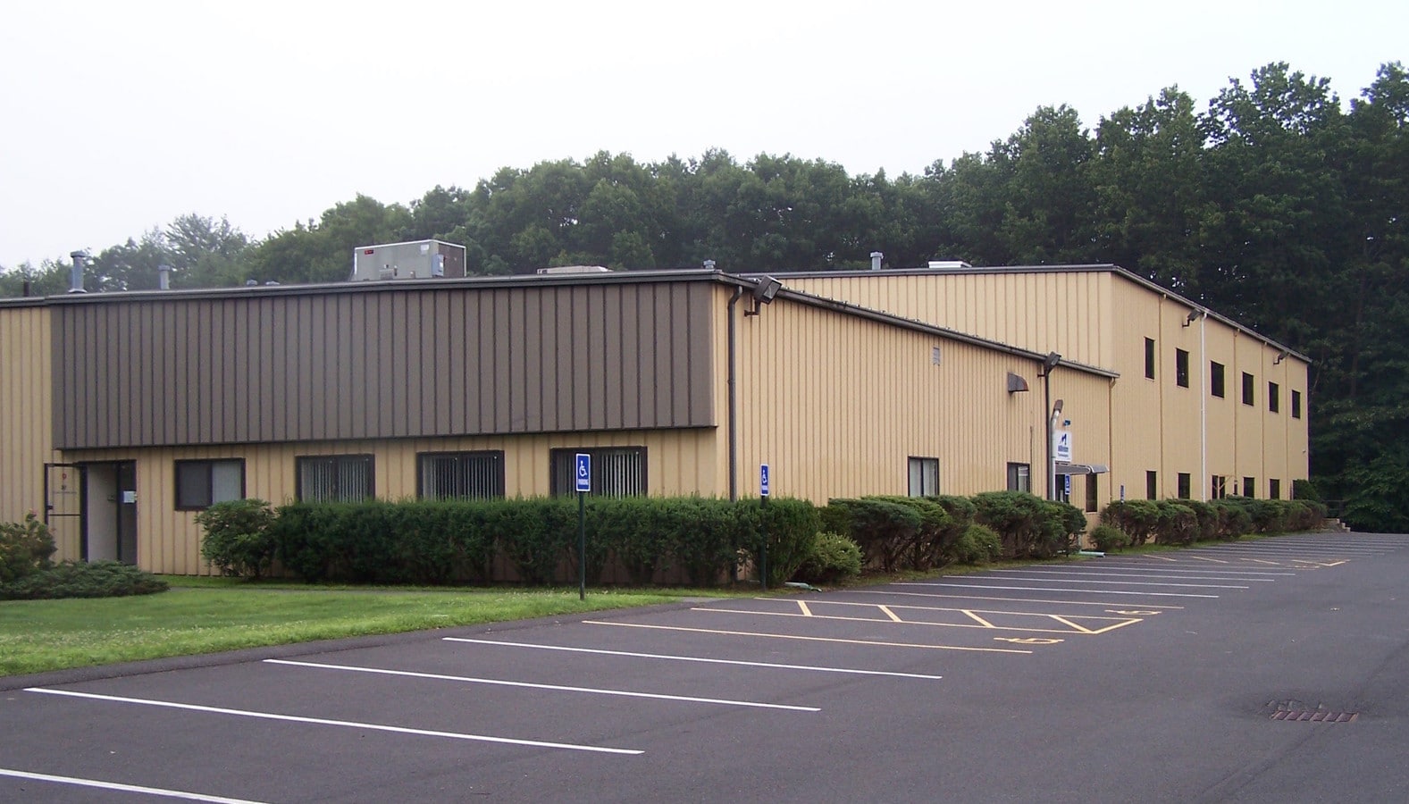 14 Industrial Dr E, South Deerfield, MA 01373