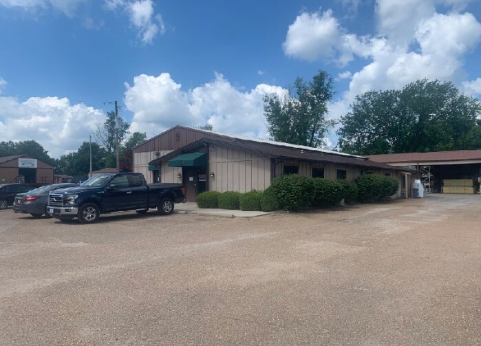 17418 Manchester Rd, Wildwood, MO for lease - Building Photo - Image 1 of 5