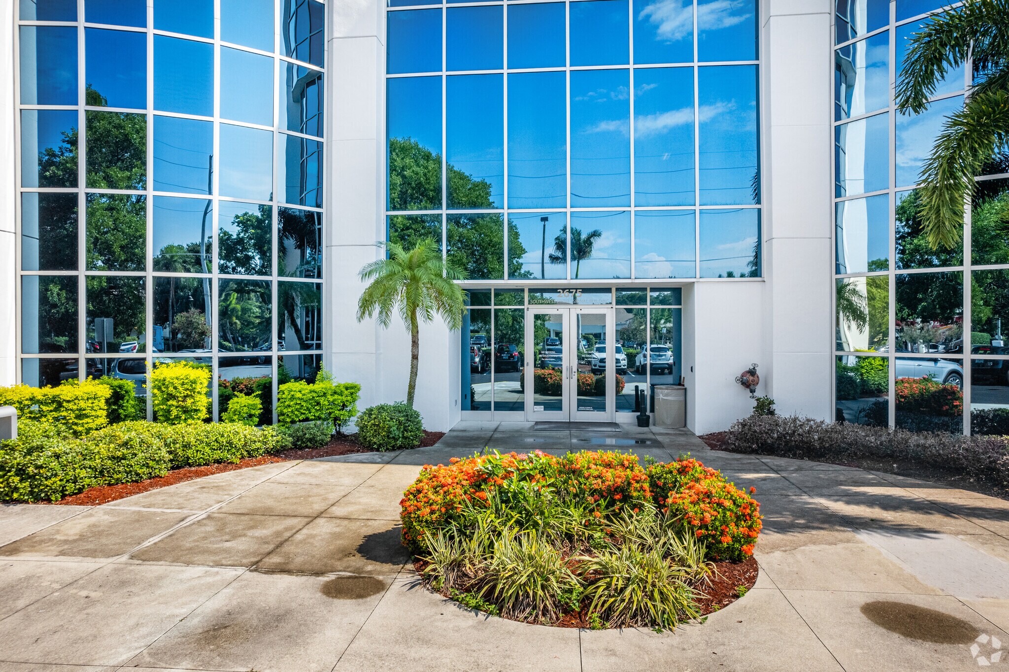 2675 Winkler Ave, Fort Myers, FL 33901 Southwest Professional