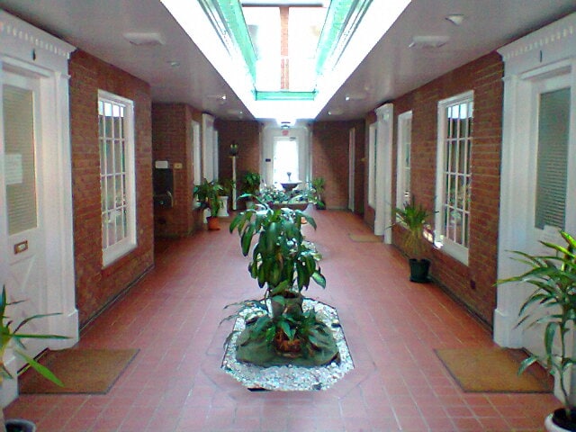 711 South Blvd, Oak Park, IL for lease - Interior Photo - Image 2 of 5