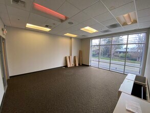 950 Fulton Ave, Sacramento, CA for lease Building Photo- Image 2 of 6