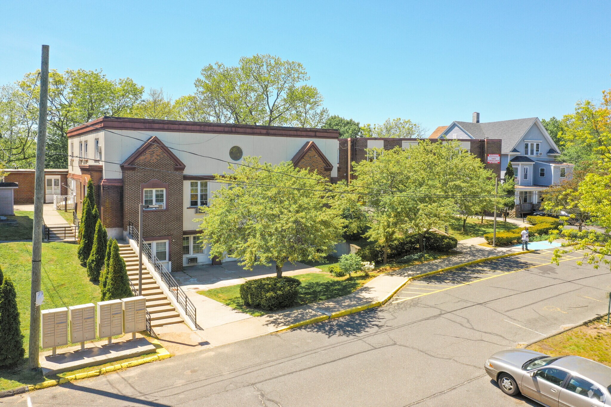 71 Plaza Ave, Waterbury, CT for sale Primary Photo- Image 1 of 1