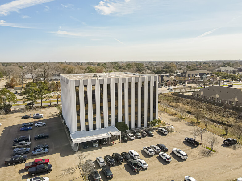 3636 S Sherwood Forest Blvd, Baton Rouge, LA for lease - Building Photo - Image 1 of 44