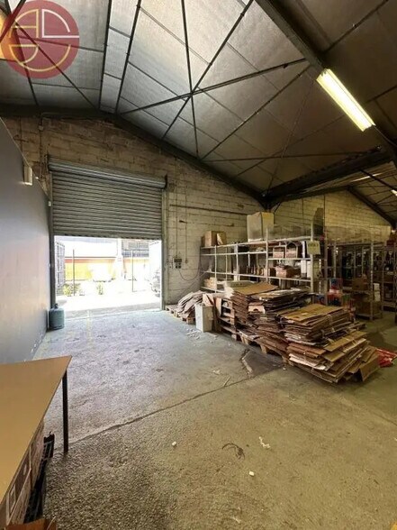 Industrial in Toulouse for lease - Interior Photo - Image 2 of 6