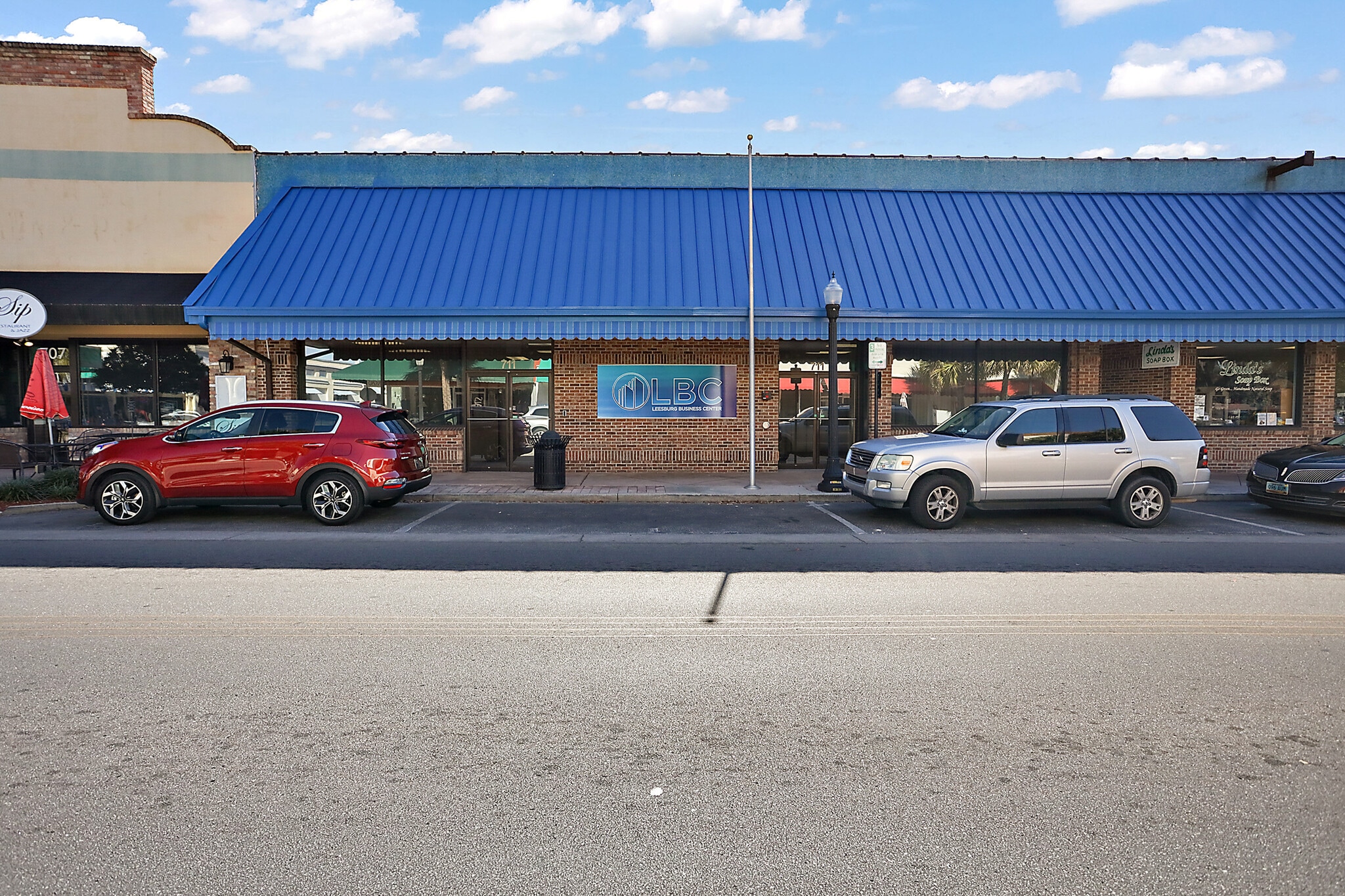 711 W Main St, Leesburg, FL for lease Building Photo- Image 1 of 26