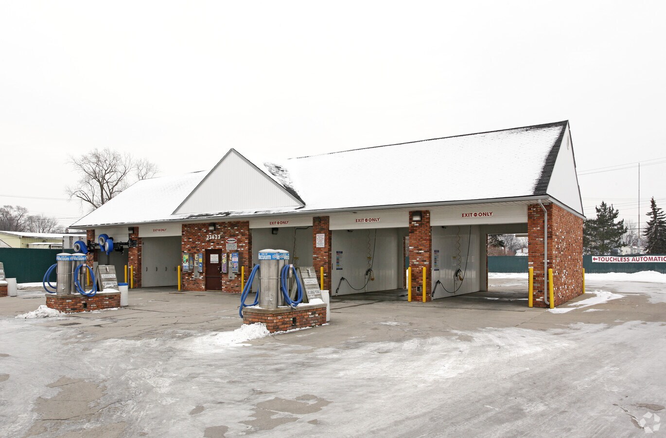 32623 Cherry Hill Rd, Westland, MI 48186