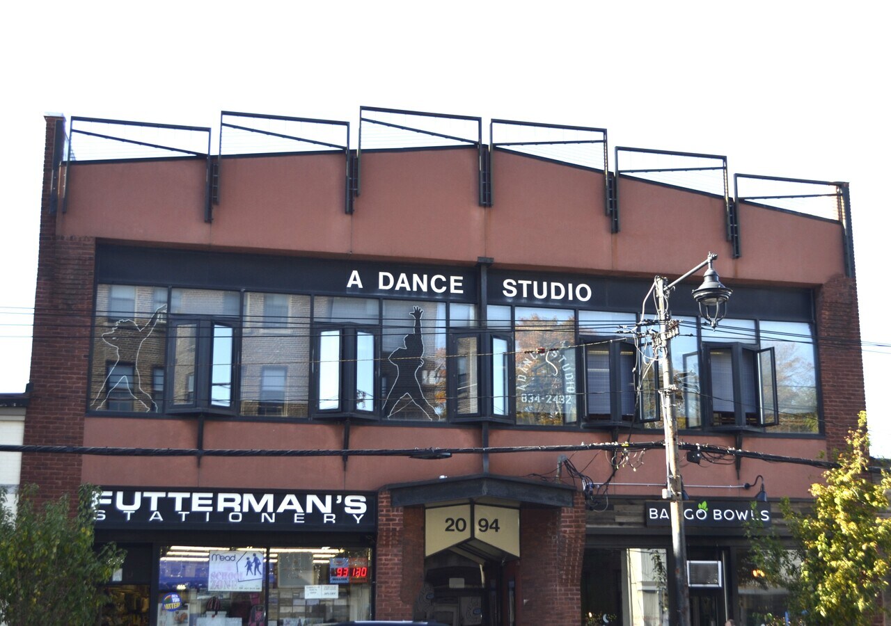 2094 Boston Post Rd, Larchmont, NY 10538 Futterman's Stationary Store