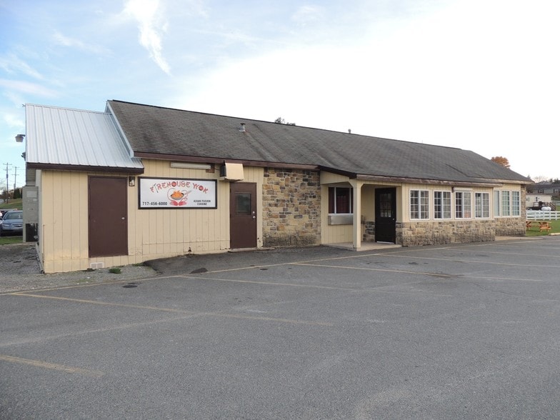 913 Broad St, Delta, PA for sale - Primary Photo - Image 1 of 1