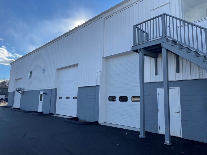 447 Spencer Plains Rd, Westbrook, CT for sale - Building Photo - Image 1 of 1