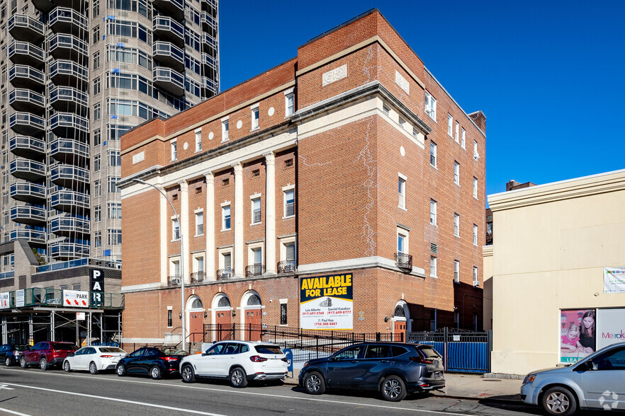 112-25 Queens Blvd, Forest Hills, NY for sale - Primary Photo - Image 1 of 1