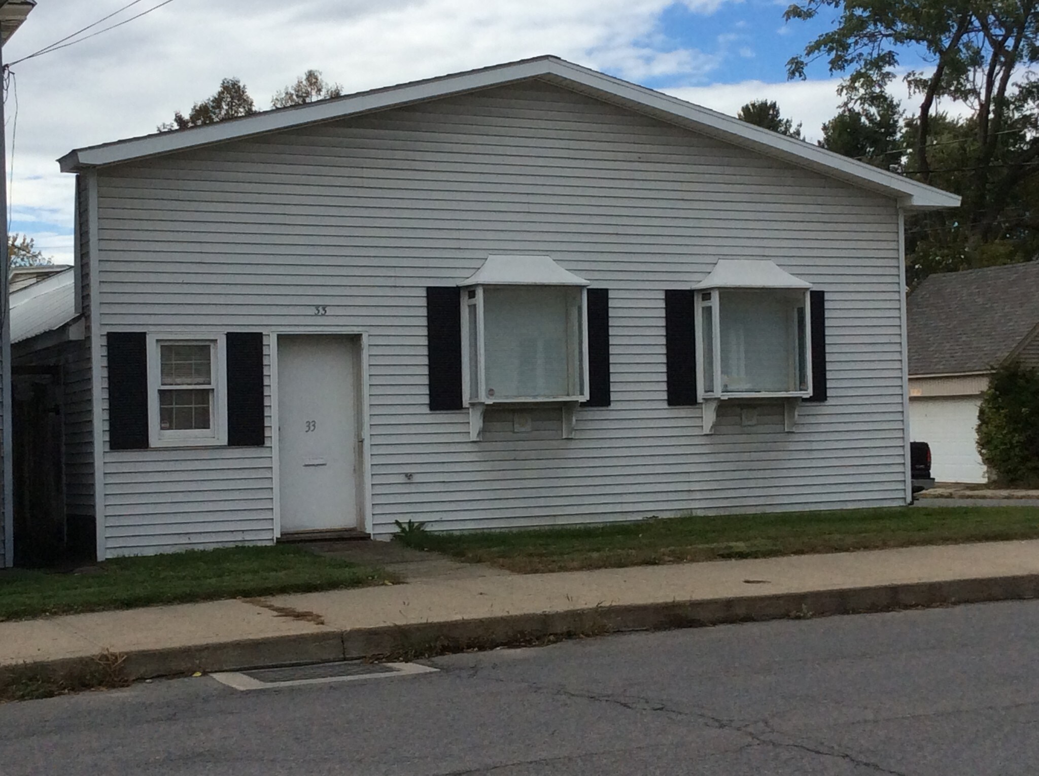 33 Sacandaga Rd, Schenectady, NY 12302