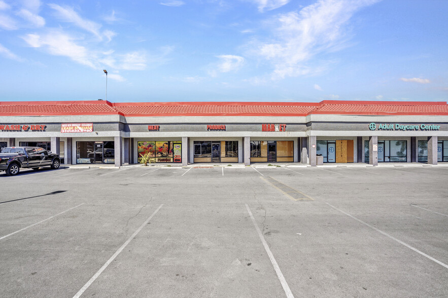 860 E Twain Ave, Las Vegas, NV for lease - Building Photo - Image 3 of 11